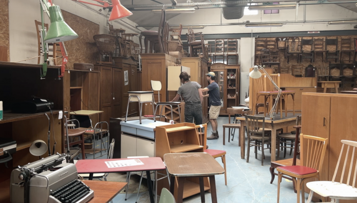 L'atelier des curieux de Lutzelbourg met en avant la seconde main.