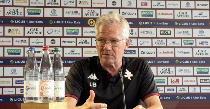 László Bölöni avant FC Metz - OM