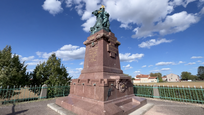 Monument aux morts de Noisseville sans sa 