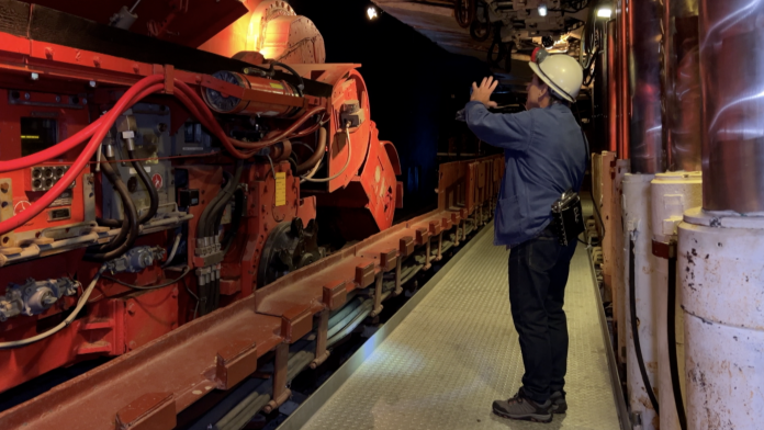 Visite guidée dans la mine reconstituée du Parc Explor Wendel