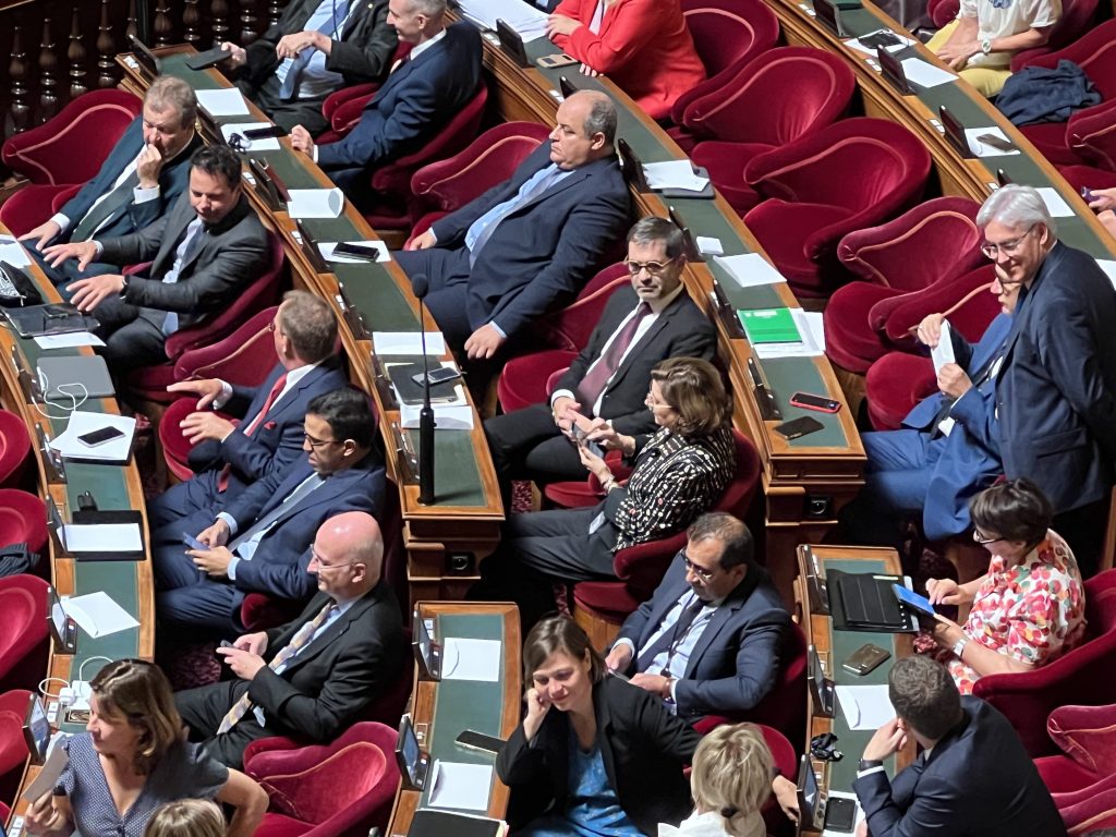 Michaël Weber dans l'hémicycle du Sénat