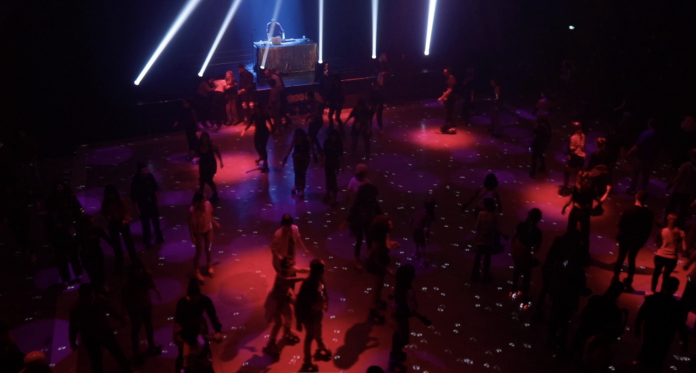 Nostalgie : le roller disco de retour sur les pistes