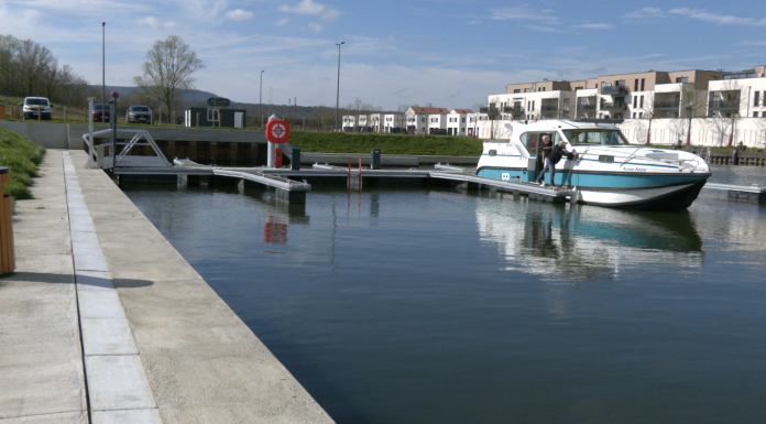 Les premiers bateaux sont arrivés dans le nouveau port de Talange