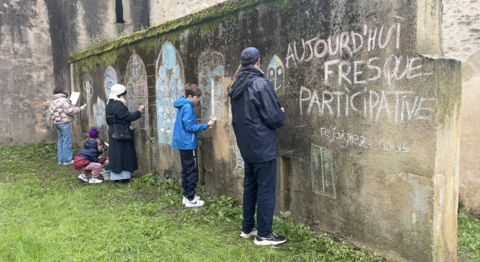Fresque participative : un célèbre pont de Metz prend des couleurs
