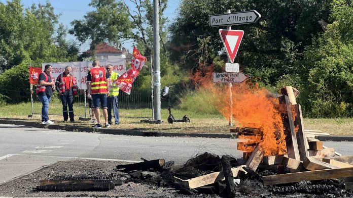 Illange : le mouvement de grève de la CGT ne faiblit pas à Gepor