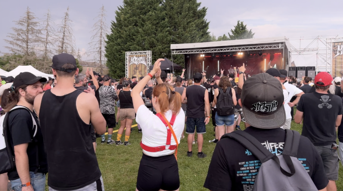 Insming, 600 habitants, envahi par 1 500 festivaliers le temps d'un weekend