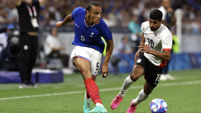 Kiliann Sildillia lors de la demi-finale France-Egypte au tournoi olympique de Paris 2024