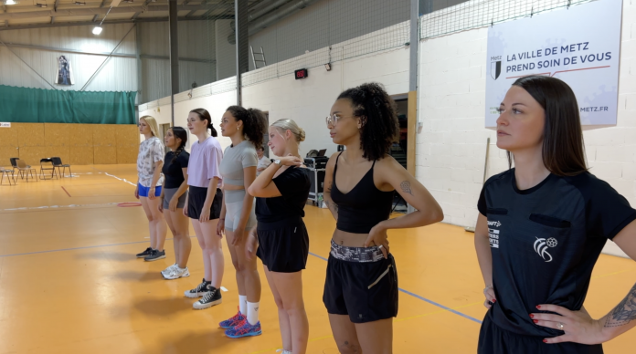 Les coulisses des répétitions de la Reine de la Mirabelle 2024