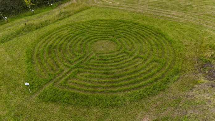 Un labyrinthe en herbe à Arnaville et Silly-sur-Nied