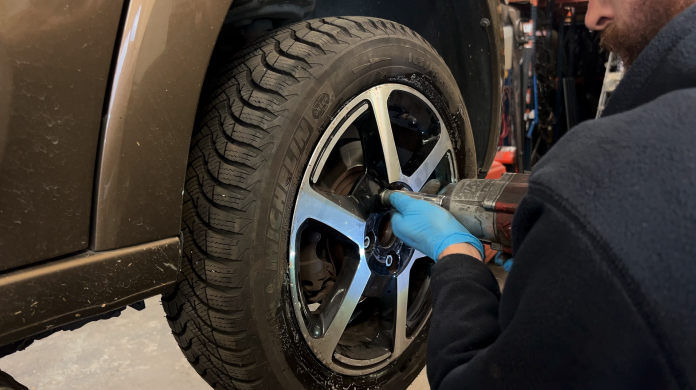 Pneus hiver : les garages pris d’assaut