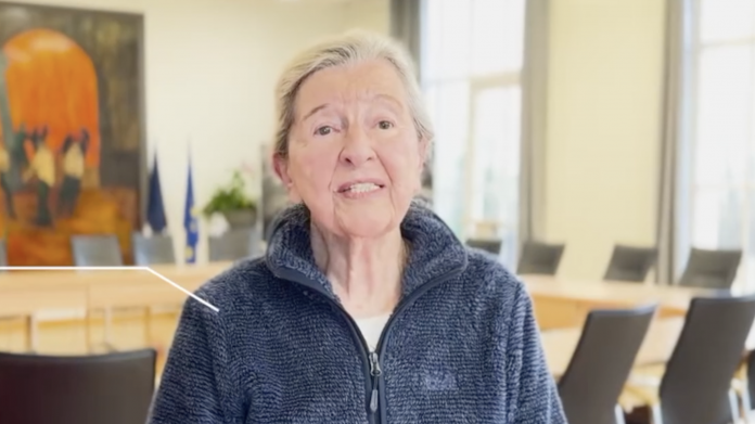 Le Zap 57 : Denise Petry est citoyenne d’honneur de Florange !