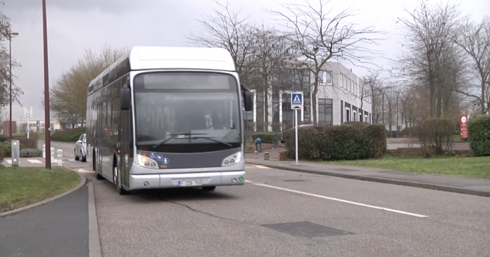 Après l'accident de bus mortel à Châteaudun, des infractions majeures ont-elles été relevées en Moselle ?