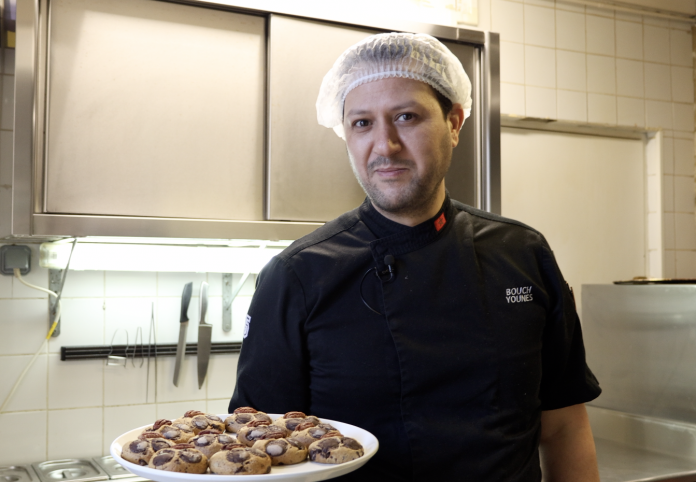 Younes Bouch est le chef du restaurant végan Délices Veggies.