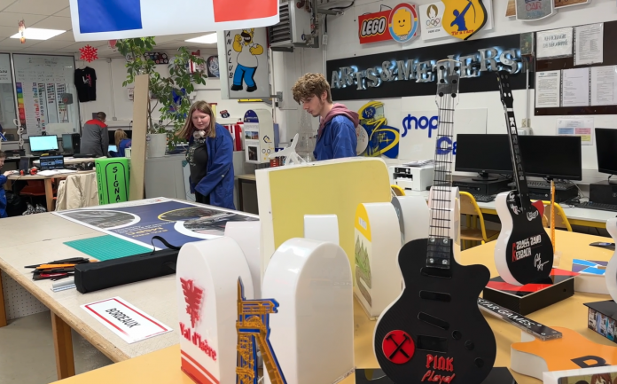 Lycée professionnel Hurlevent spécialisé dans la signalétique