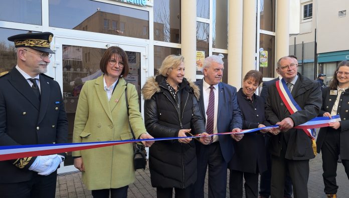 La ministre Nathalie Delattre inaugure le nouvel office de tourisme à Saint-Avold