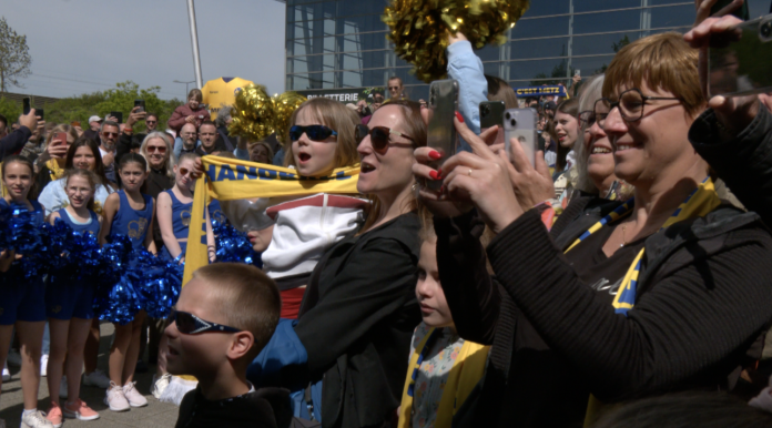 Revivez la joie des supporters après la qualification de Metz Handball au Final Four