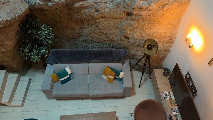 Mini-série : dormir dans la roche à Rodemack