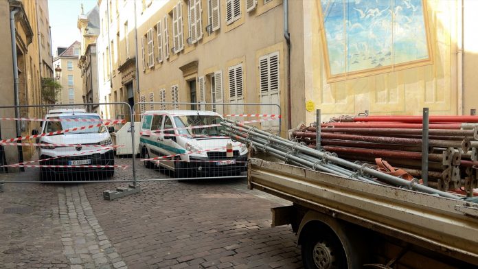 La rue des Trinitaires à Metz menace de s’effondrer