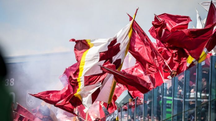 Le FC Metz sanctionné par la LFP pour son retour en Ligue 1 - Les Ultras pourront finalement assister au match