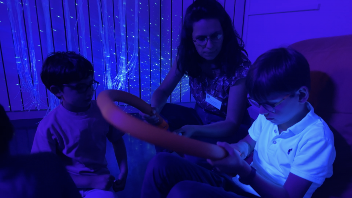 Cette salle d'apaisement offre aux enfants une pause sensorielle pour les apaiser