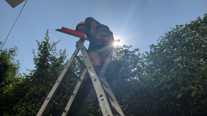 Face à la hausse des températures l'été, les métiers de construction et travaux ou d’agriculture sont les plus touchés.