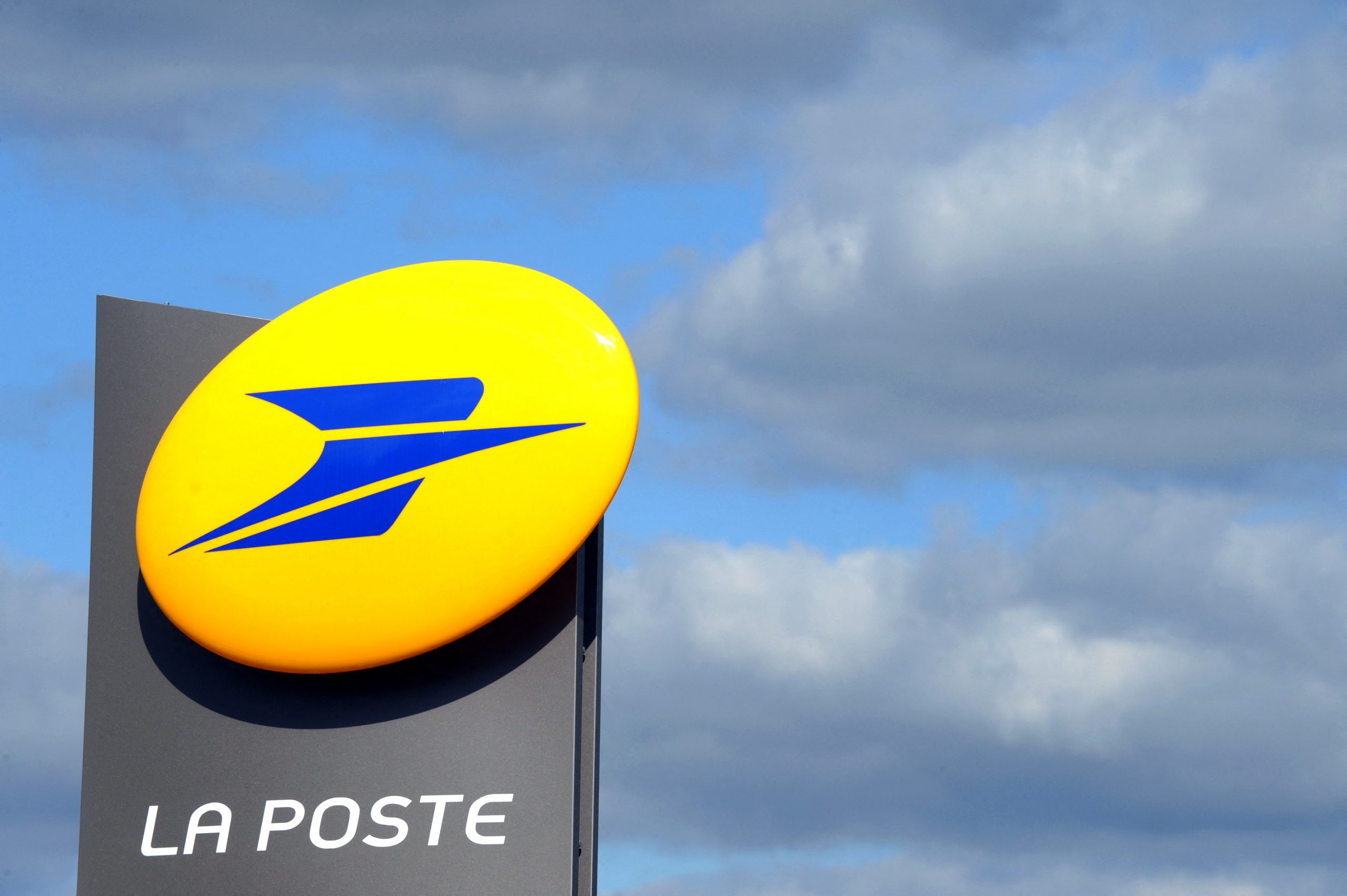La Poste pourrait fermer des centaines de bureaux, voici la liste en ...