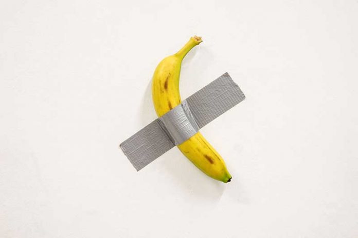 Banane, Maurizio Cattelan. Crédit photo : Centre Pompidou