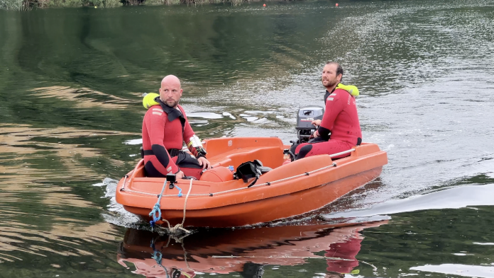 Les sapeurs-pompiers plongeurs s'exercent aux côtés de la brigade fluviale