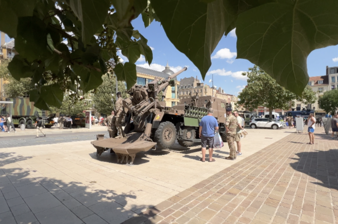 L'armée célèbre la fête nationale et prépare l'avenir
