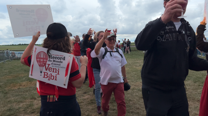 Veni Bibi, un défi fou du vignoble à l'aérodrome de Chambley
