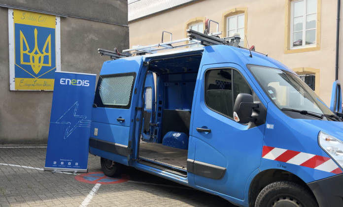 Enedis offre un véhicule à l’association Solidarcatt’ Ukraine