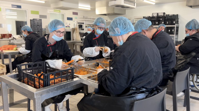À l'ESAT de Varize, 35 salariés valorisent les légumes 