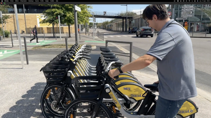 C’est la nouvelle attraction messine du moment. Après 15 jours de mise en service, 1 762 utilisateurs ont déjà adopté le Graoulib.