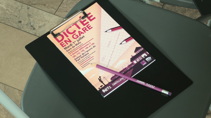 Une halte littéraire : dictée en gare de Metz
