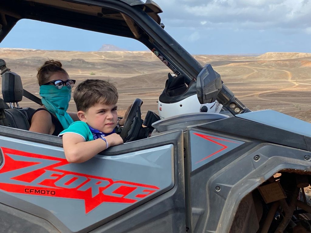 À fond les gaz ! Les enfants en mode buggy