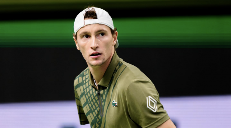 Ugo Humbert sans pitié pour Alexander Shevchenko à Adélaïde