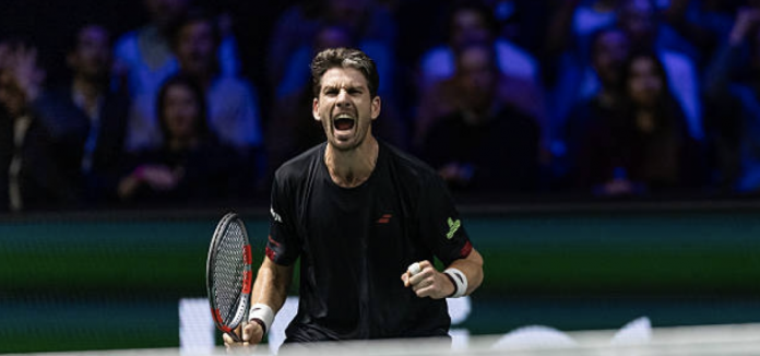 Cameron Norrie s'impose au bout de la nuit contre Arthur Cazaux