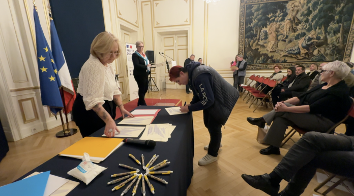 Ils ont prêté serment avant de trier et poster votre courrier