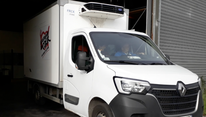 Camionnette incendiée, les Restos du Cœur s’organisent pour continuer les distributions