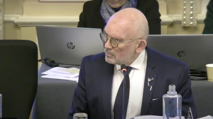 Patrick Thil porte plainte contre Aurora