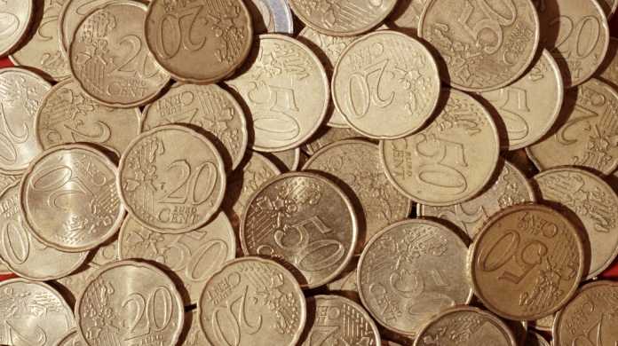 Prime de Noël, garde alternée, Parcoursup ... Ce qui change à partir du 1ᵉʳ décembre