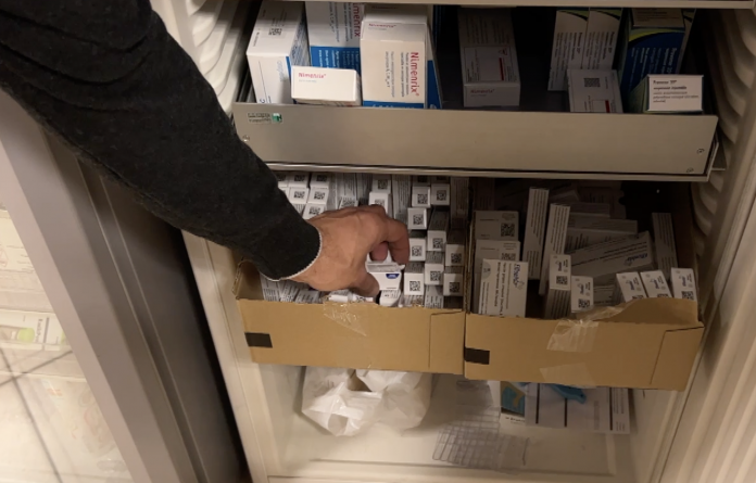 Face à la grippe, les pharmacies renforcent leurs stocks de vaccins