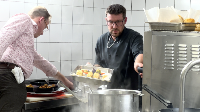 « Nous devenons des villages dortoirs » : des élus retroussent leurs manches pour sauver le commerce local