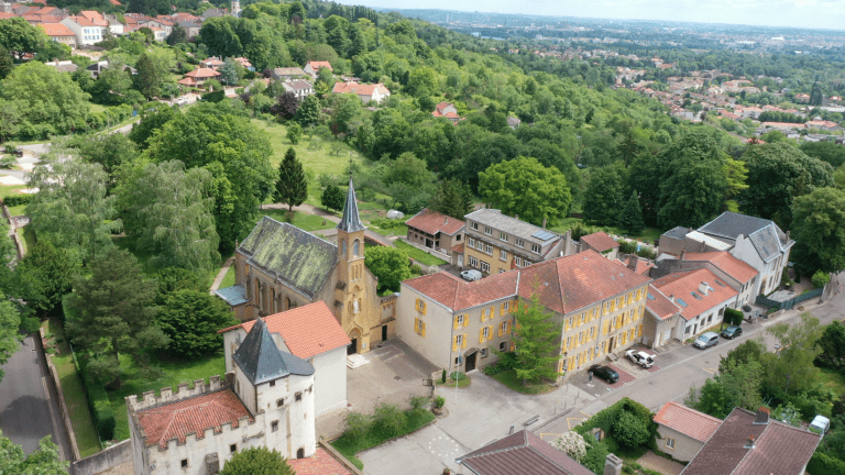 Au cœur du village. Scy-Chazelles, une commune au cœur de l&rsquo;Europe