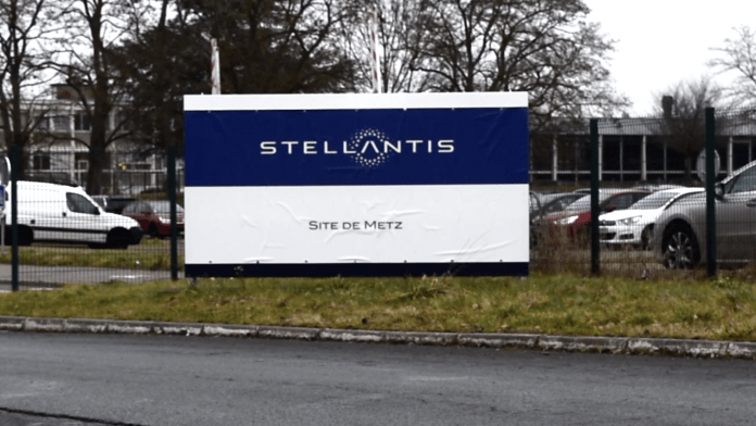 Conflit social chez Stellantis : la CGT dénonce un « sketch », la CFDT salue des « avancées significatives »