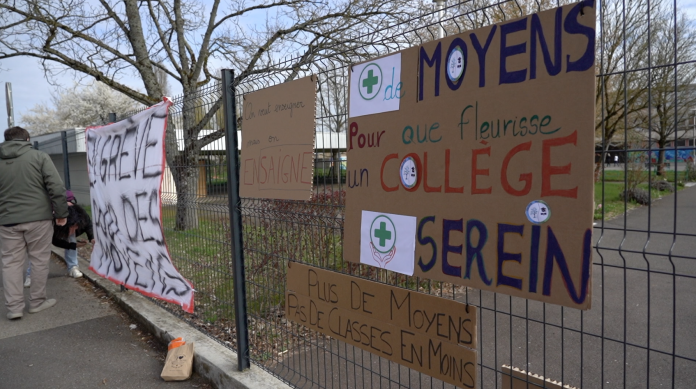 « Ça devient très compliqué de faire cours dans de bonnes conditions » : les enseignants du collège Paul-Langevin à Hagondange en grève