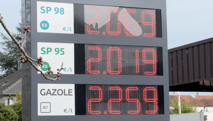 Hausse du prix du carburants : les automobilistes dans le dur, les agriculteurs mosellans à l'affût