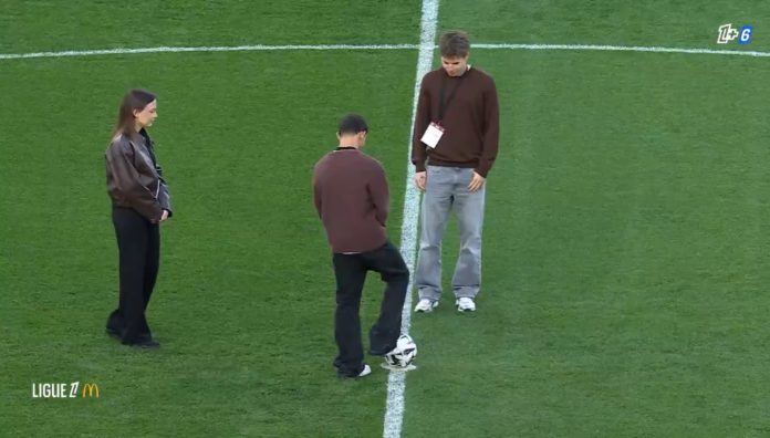 Après le drame de Crans-Montana, Tahirys, Coline et Eliot honorés au stade Saint-Symphorien par le FC Metz