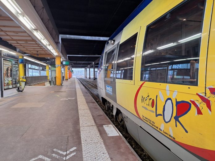 Lundi 23 mars 2026, en milieu d'après-midi, le trafic ferroviaire entre Metz, Nancy et Paris a été interrompu pendant plusieurs heures. Il ne reprendra qu'en début de soirée. En cause, un accident de personne en région parisienne.