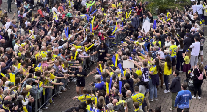 Metz Handball : les Dragonnes célébrées en héroïnes place d’Armes à Metz